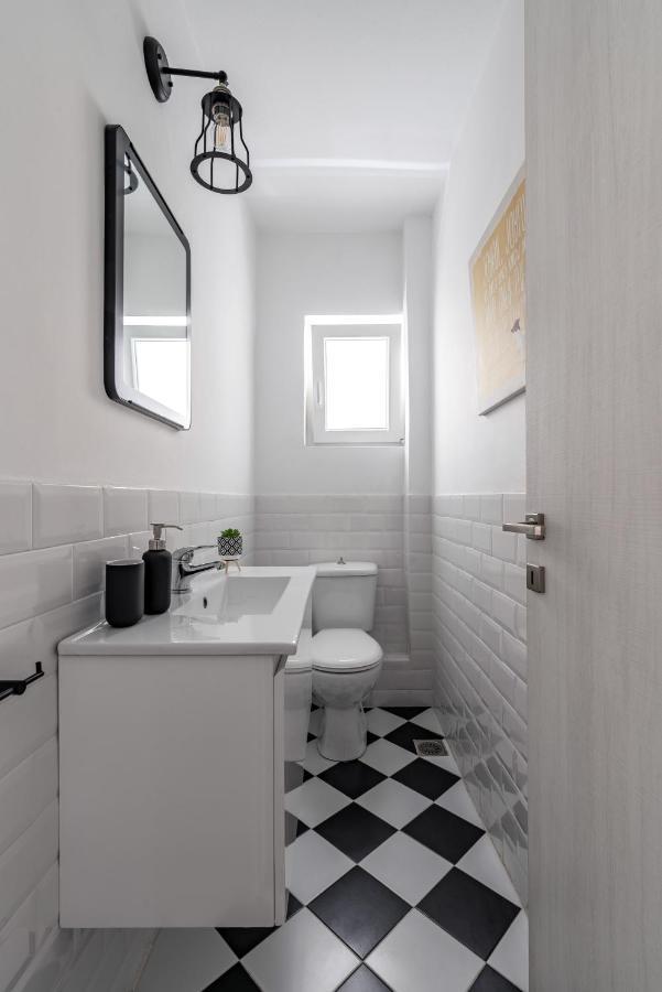 The Black Marble - Sea View, 2Br, 2Ba By Bnc 아테네 외부 사진